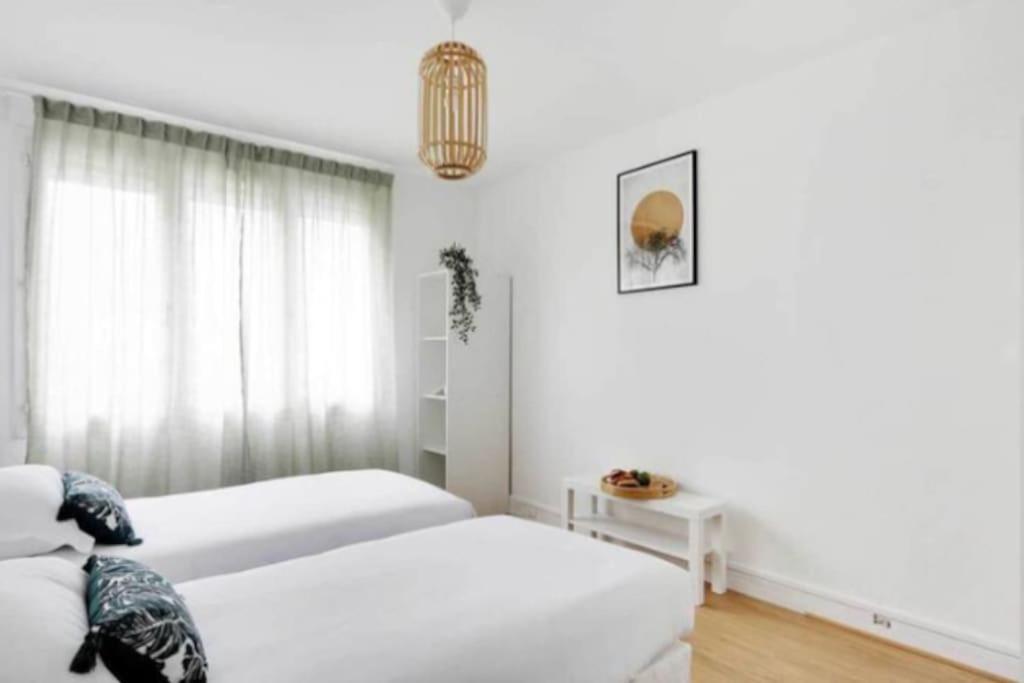 Superbe Appartement Lumineux Et Calme Saint-Ouen  ภายนอก รูปภาพ