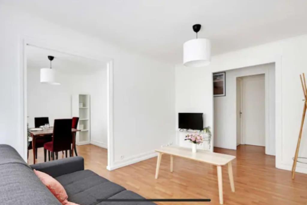 Superbe Appartement Lumineux Et Calme Saint-Ouen  ภายนอก รูปภาพ